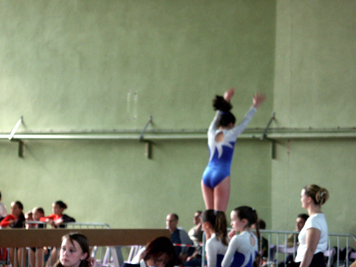 2005-04 gym-cel 006.jpg - DCF 1.0